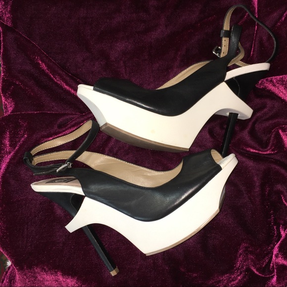 DOLCE VITA DV8 SLING BACKS - Picture 1 of 16